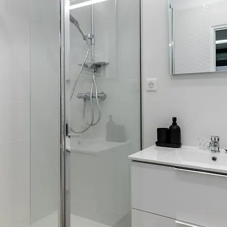 Hsh Batignolles Sauffroy Charming Apartment 8P Parigi Esterno foto