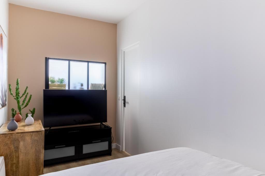Hsh Batignolles Sauffroy Charming 8p * Parijs