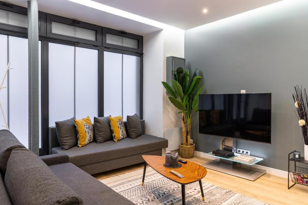 Hsh Batignolles Sauffroy Charming 8p Appartement *